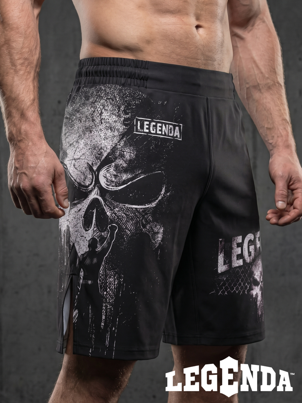 Шорты LEGENDA Череп Каратель черные