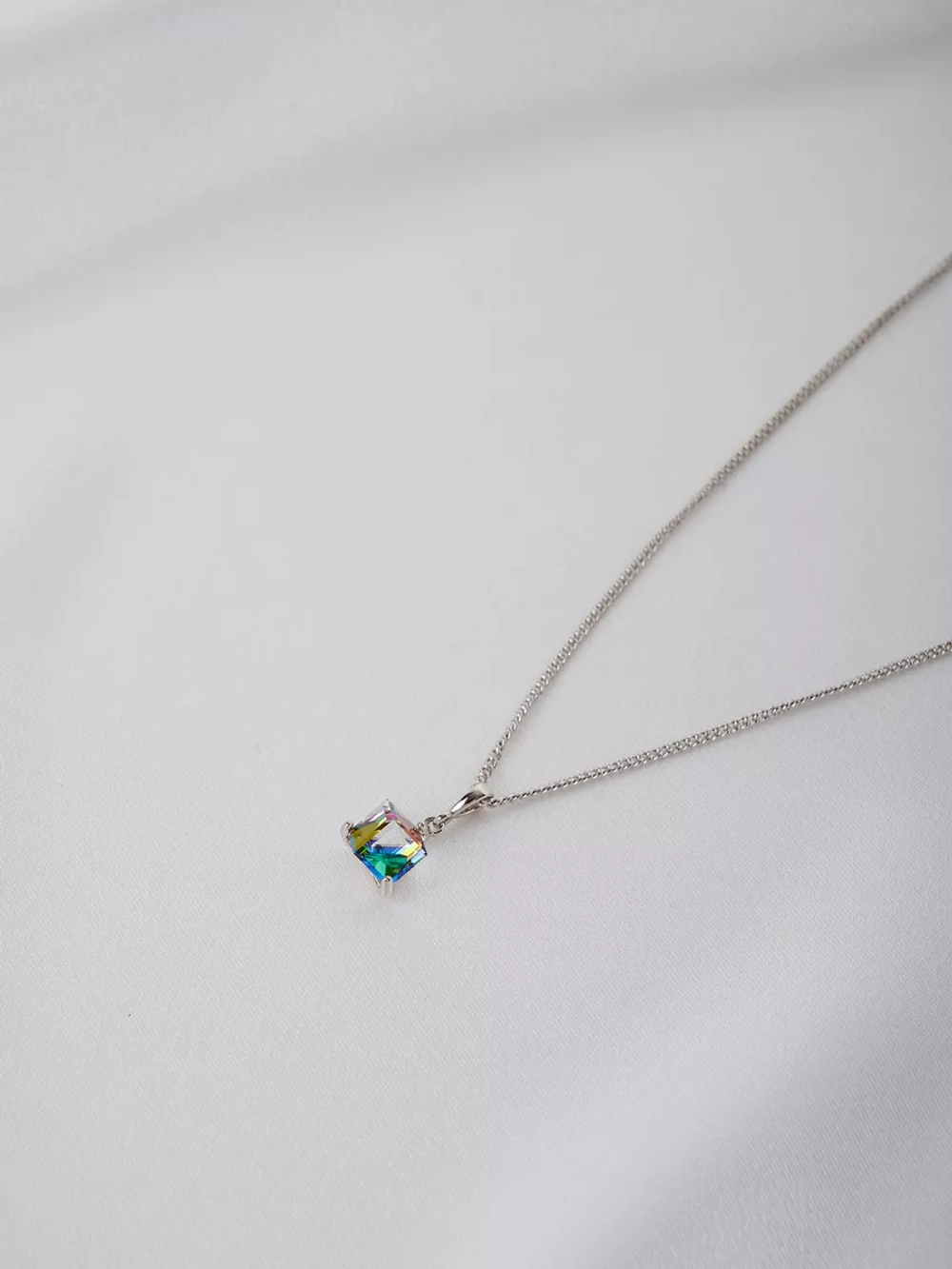 Кулон-кубик Миражи с зеленым кристаллом Swarovski