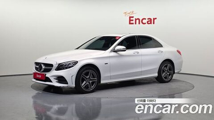 Mercedes-Benz C-Class C300e 4MATIC AMG Line — 2020