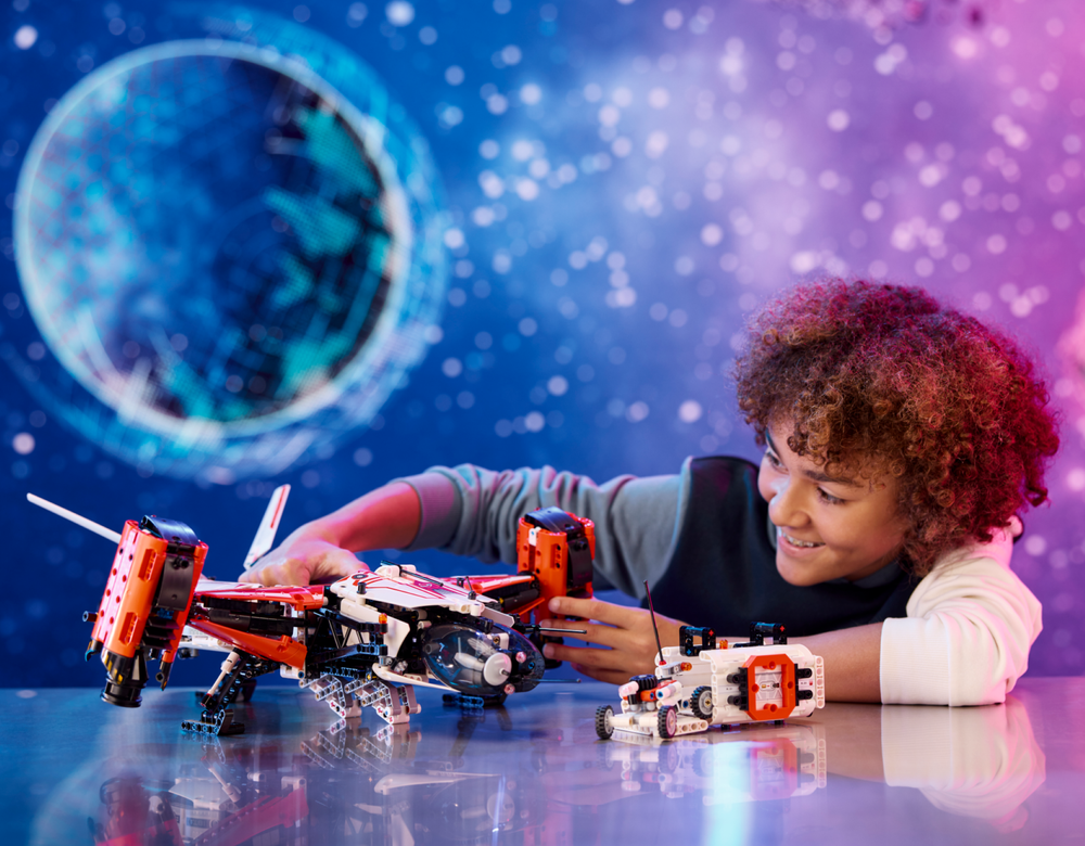 Конструктор Лего Техник Грузовой космический корабль 42181 LEGO Technic VTOL Heavy Cargo Spaceship LT81 1365 деталей 10+