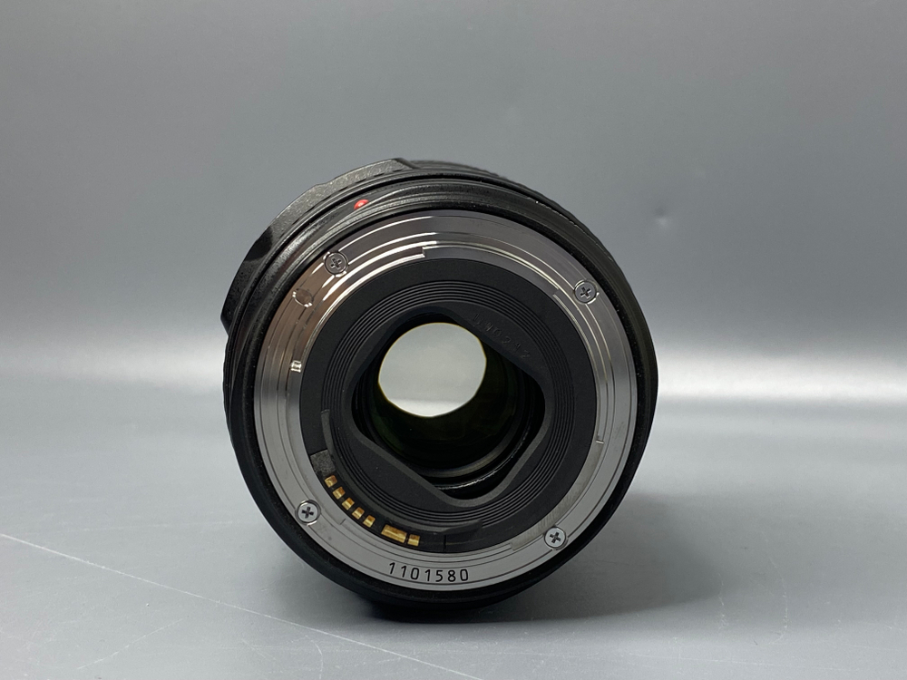 Canon EF 24-105mm f/4L IS USM