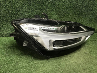 Фара правая Volvo XC60 2 (2017-2021) LED