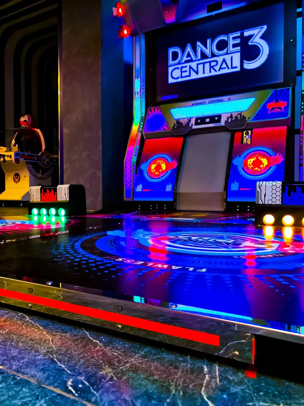 Танцевальный аппарат «Dance Central»