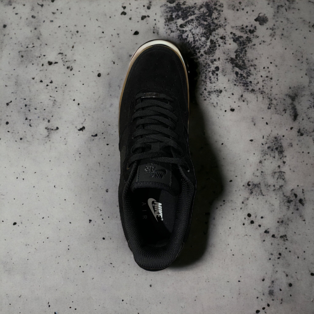 Nike Air Force 1 Low • Black