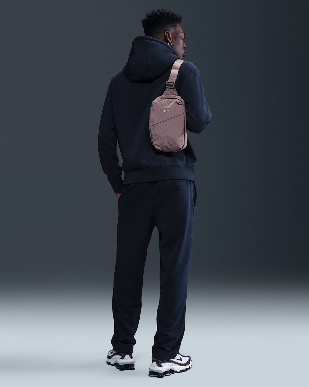Толстовка мужская NIKE M NK CLUB BB PO GFX HOODIE