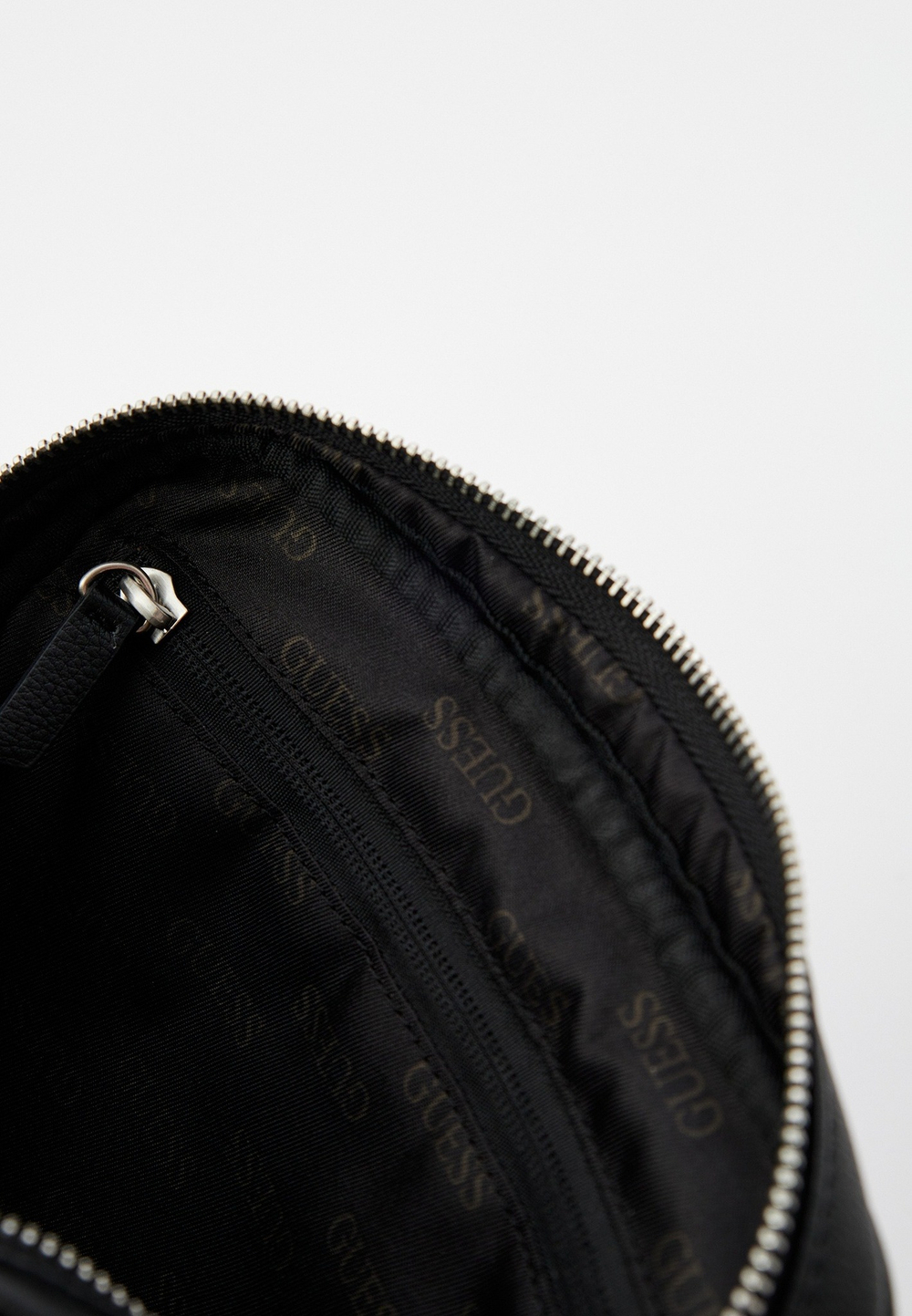 Сумка мужская GUESS