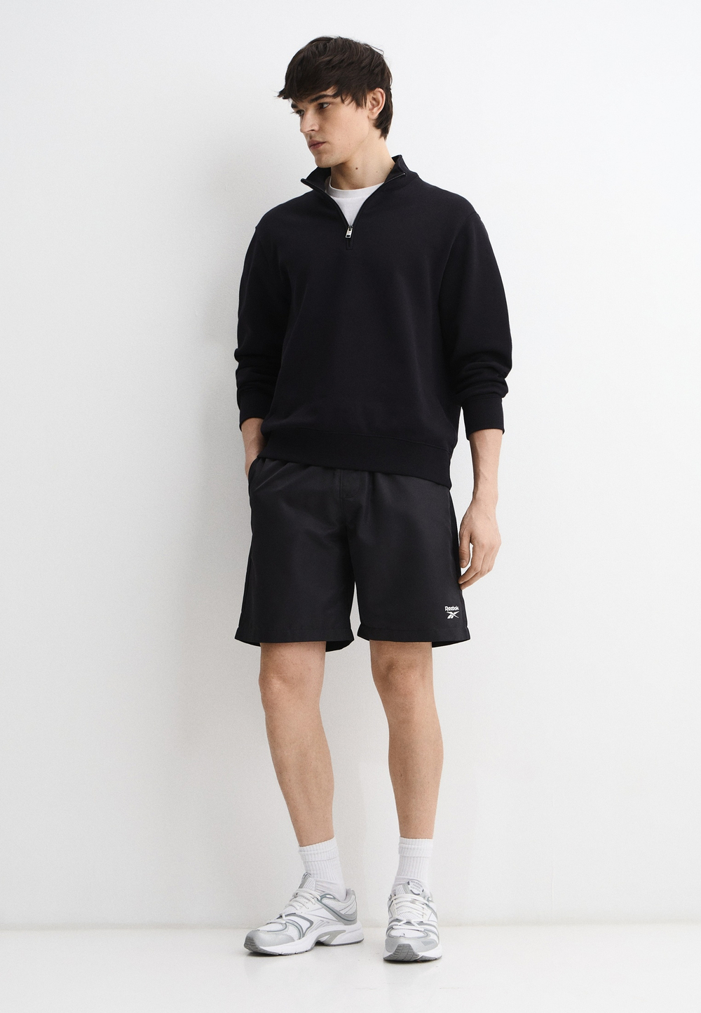 Шорты спортивные мужские REEBOK ID 9" WOVEN SHORT