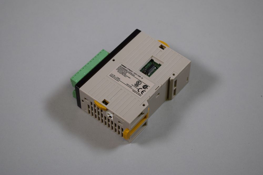 OMRON CPM2C-20C1DR-D