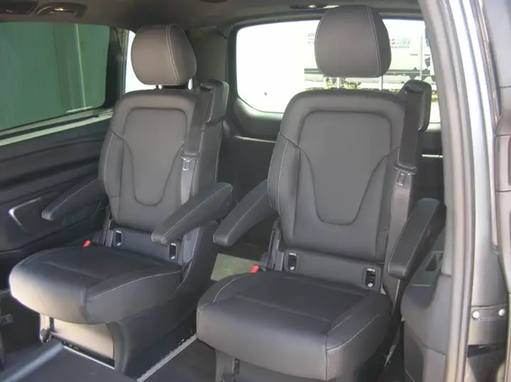 Mercedes-Benz V 300 4MATIC lang-Navi-AHK-Камера-PDC-Leder-6Sitze