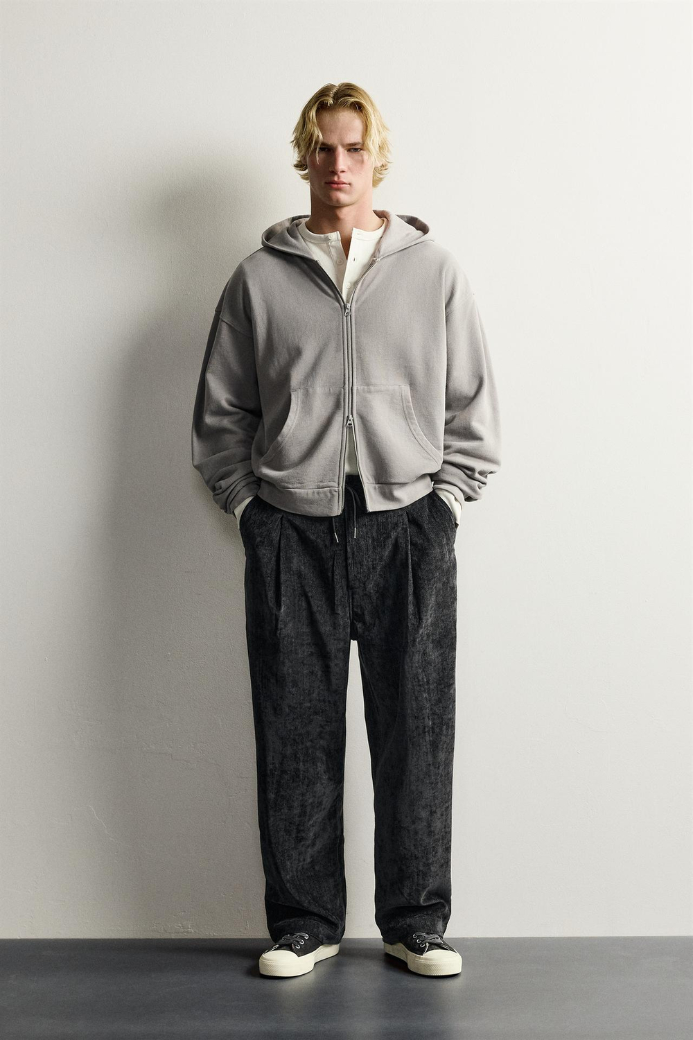 ZARA БРЮКИ SOFT С ЭФФЕКТОМ НЕРАВНОМЕРНОЙ СТИРКИ, ЧЕРНЫЙ/ЭКРЮ