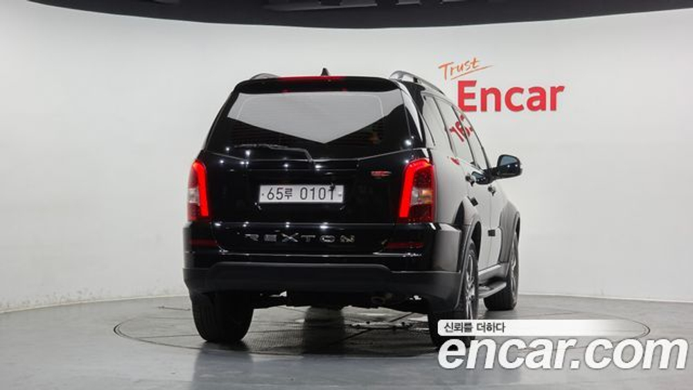KG Mobility Rexton W 2.2 4WD RX7 — 2017