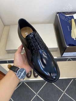 Туфли Prada