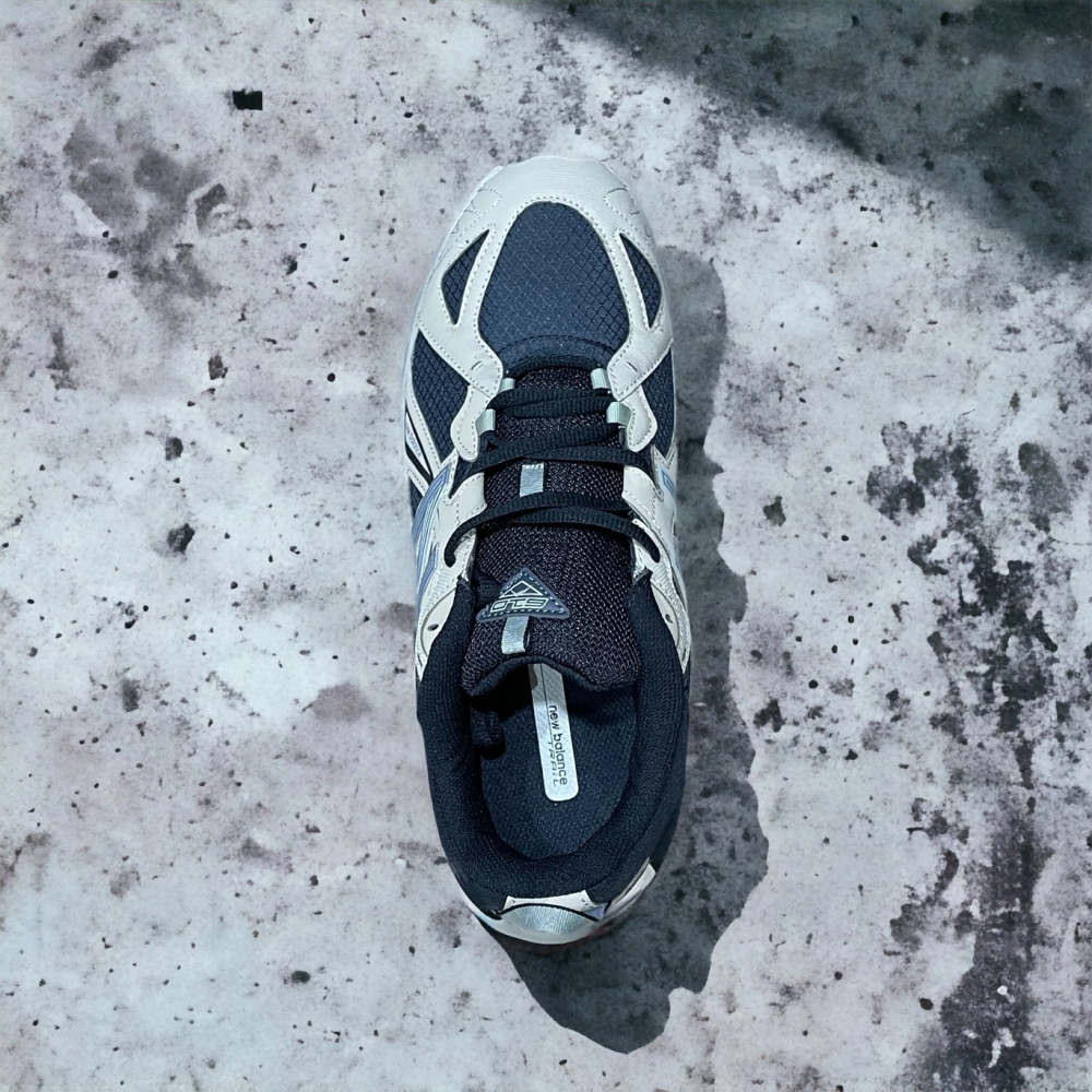 New Balance 610 • Incubation Tan Black