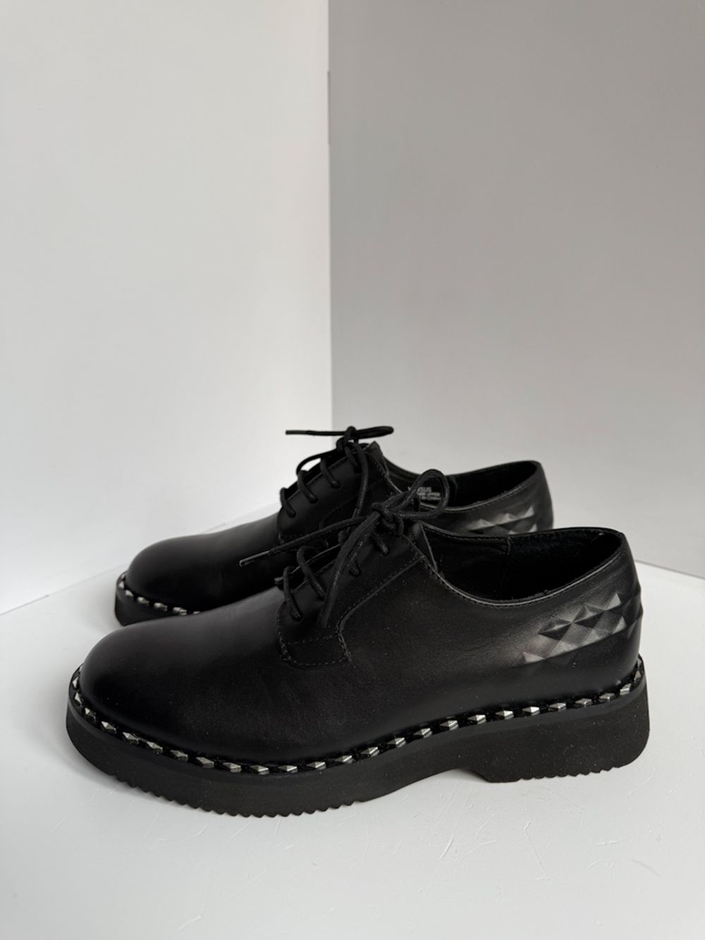 Новые кожаные туфли Ash, 36