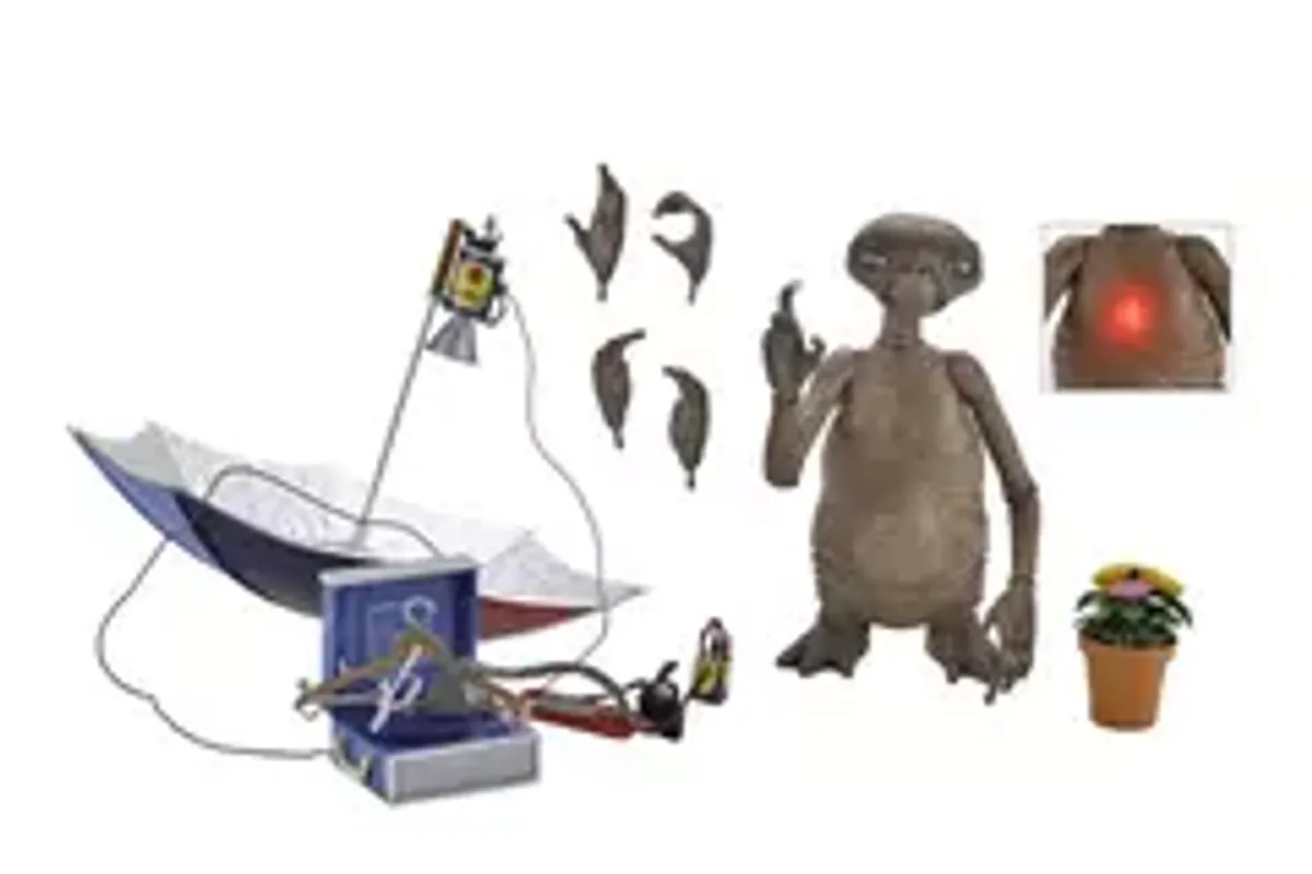 Фигурка NECA 40th Anniversary E.T.: Ultimate E.T. (Deluxe Edition)
