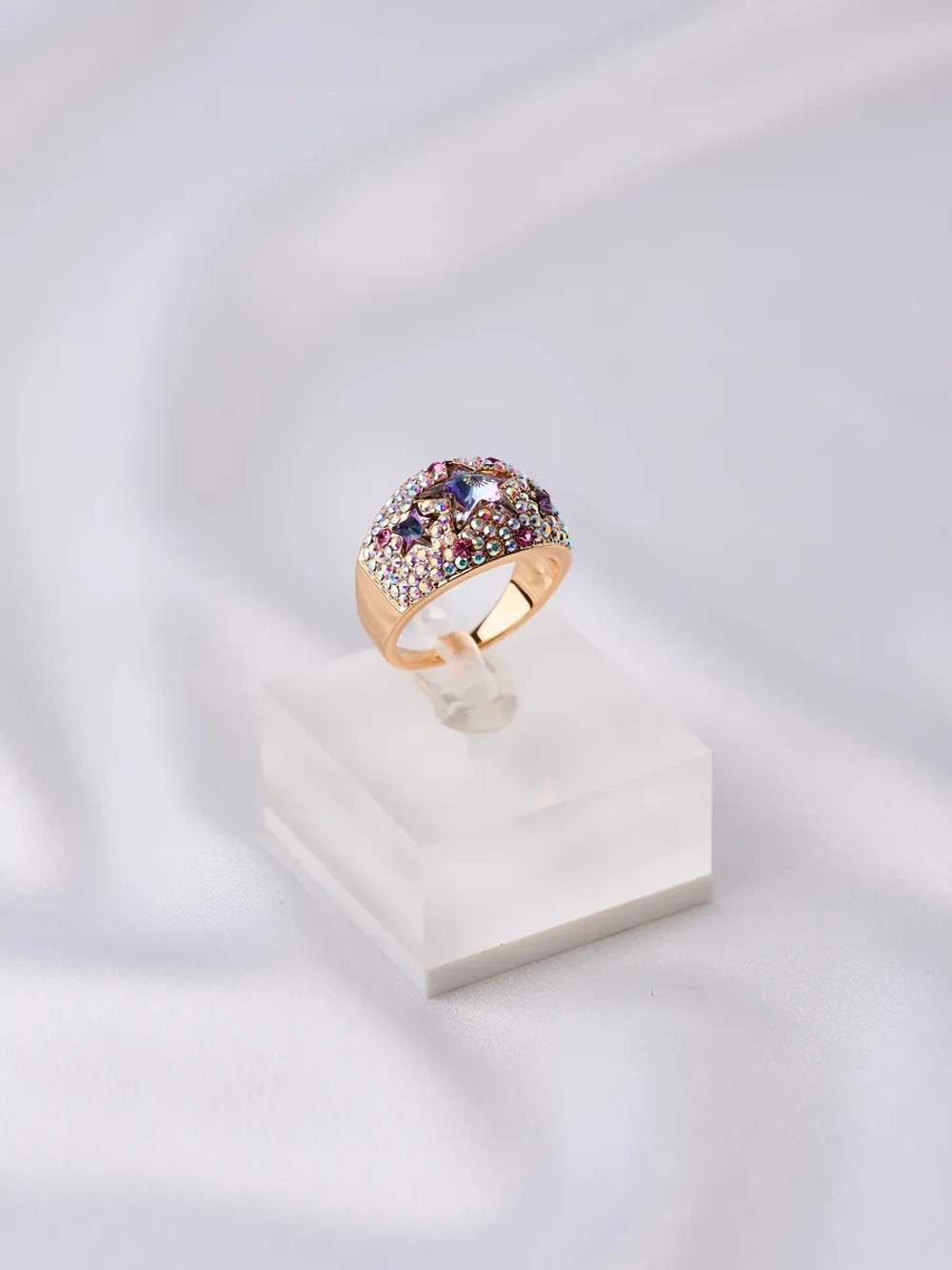 Кольцо Звездное небо с фиолетовыми кристаллами Swarovski