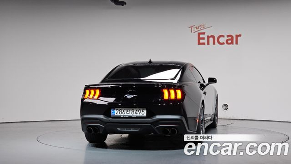 Ford Mustang 2.3 — 2024