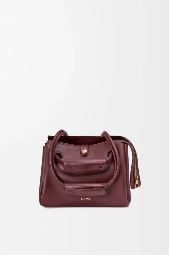 Loewe Маленькая сумка Madrid из мягкой телячьей кожи, бургунди
