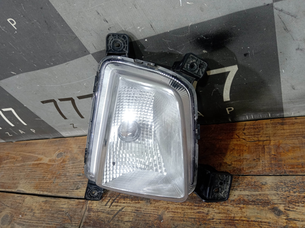 ПТФ передняя левая Hyundai Creta 1 (GS) 16-21 Б/У Оригинал 92207M0000