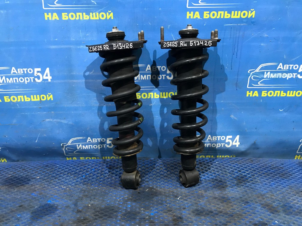 Стойка задняя правая TOYOTA WISH 2009-2012