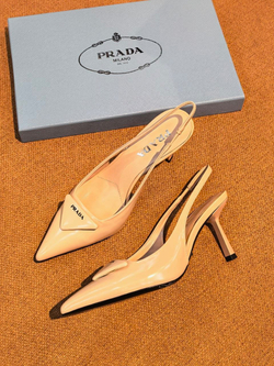 Туфли Prada
