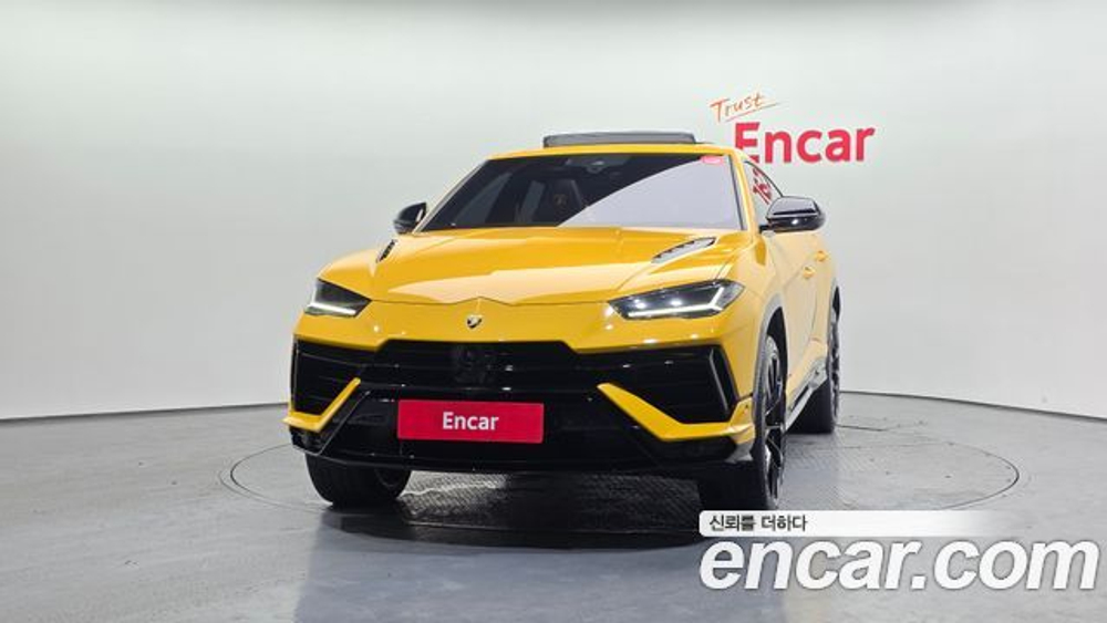 Lamborghini Urus 4.0 V8 S — 2024