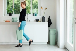 Brabantia Контейнер для сортировки мусора Sort & Go 6л Jade Green 211768