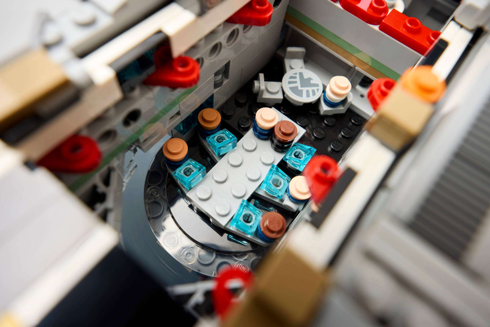 Конструктор LEGO Marvel 76354 S.H.I.E.L.D. Helicarrier