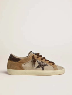 Super Star in beige and brown suede with a dark brown glitter star