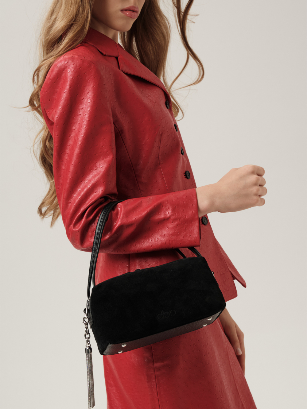 Замшевая мини-сумка Lucy DBR 31456 черный