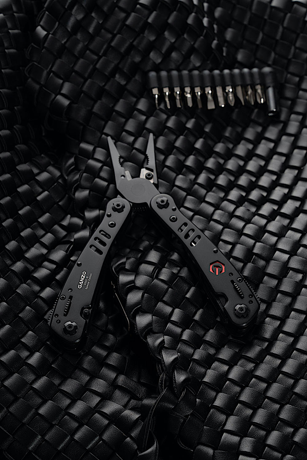 Мультитул Ganzo G302B (21 инстр.) 440C (56-58HRC) --