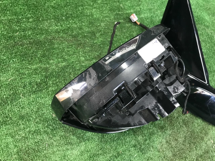 Зеркало правое Land-Rover Discovery 5 (2016-н.в.) 16 контактов + камера