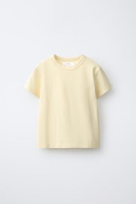 ZARA ХЛОПКОВАЯ ФУТБОЛКА В СТИЛЕ РУСТИК, ЖЕЛТЫЙ