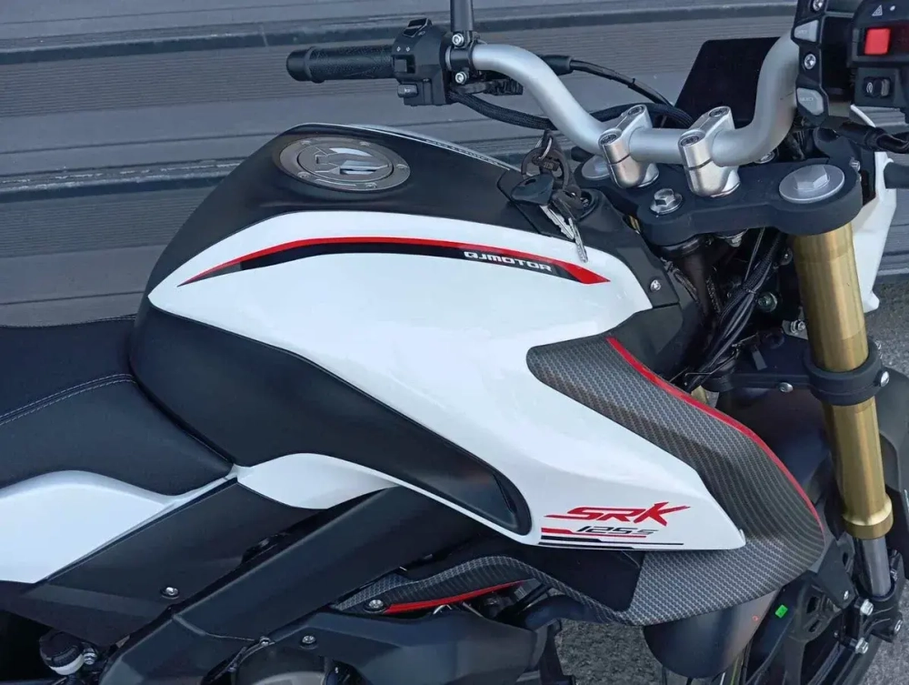 QJMotor SRK 125 S, 2024