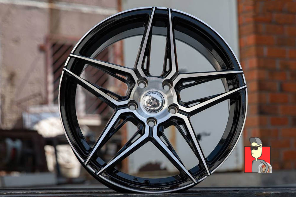 Комплект дисков Vossen EVO-1R 18x8 et35 5x114.3|ВЛД