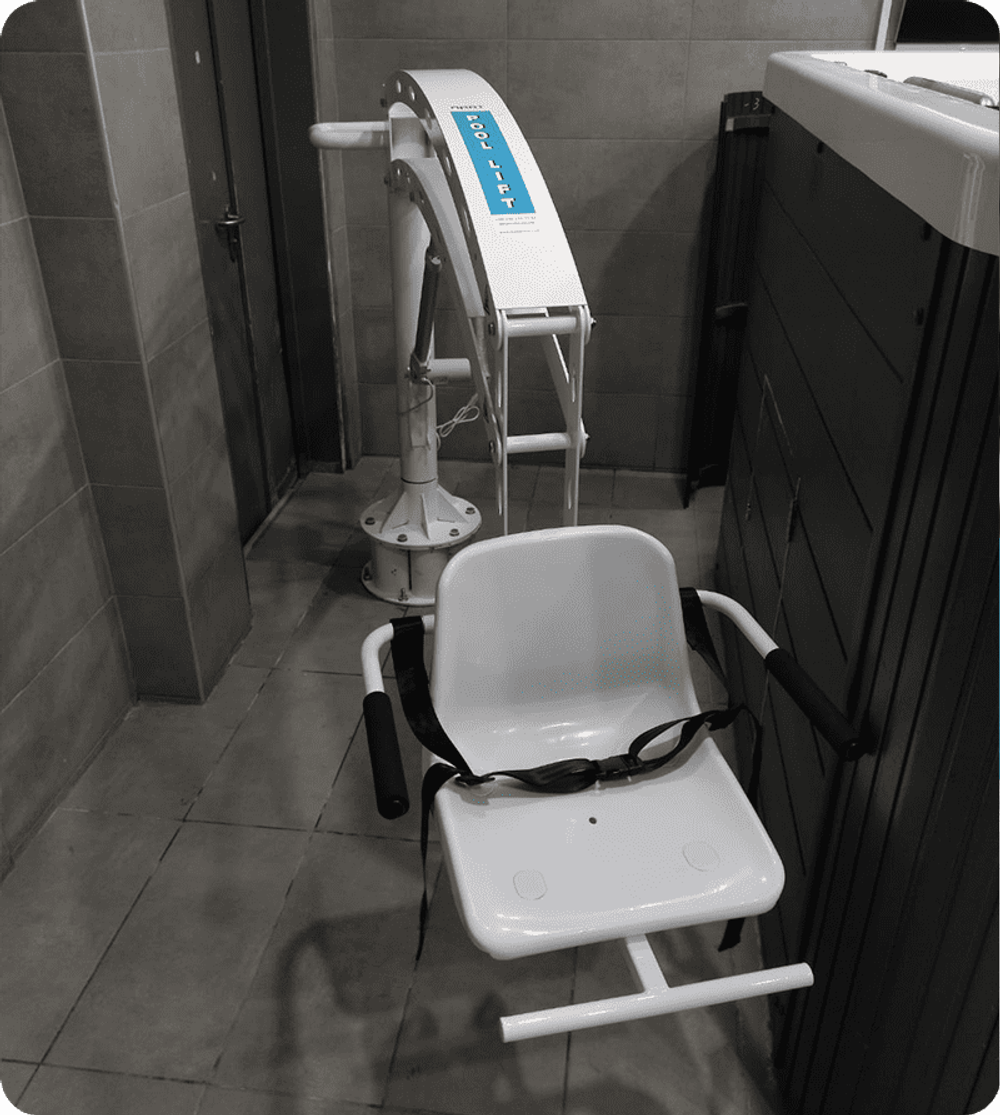 Подъемник для бассейна NART ELEVATED POOL LIFT (стационарный, механизированный, высокий борт)