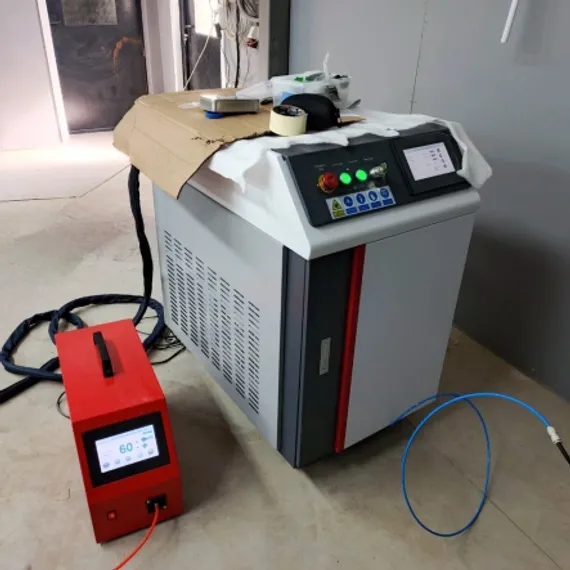 Аппарат ручной лазерной сварки HGTECH SMART HW-2000