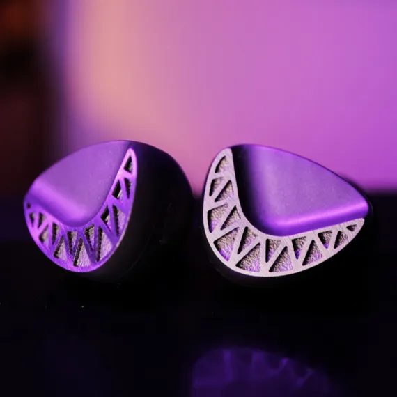 Unique Melody Maven II Titanium