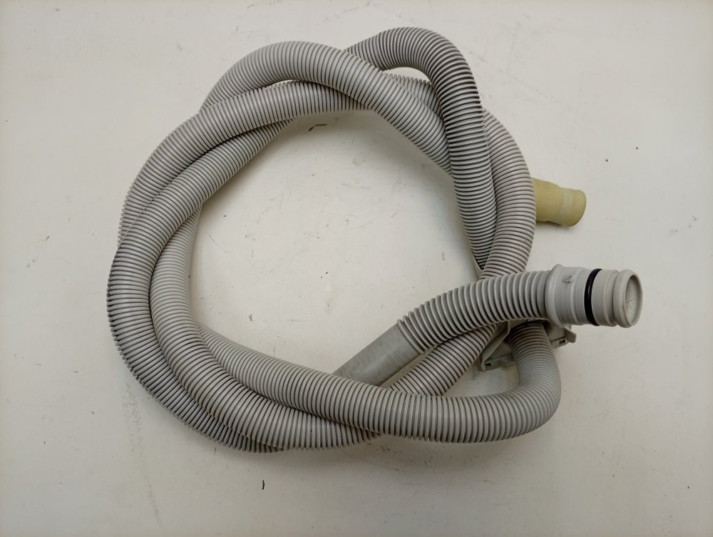 WLK24271OE/04 кт30 Шланг сливной для стиральных машин Siemens Bosch 675596 б/у