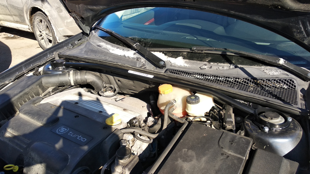 Распорка передних стоек (цельная) SAAB 9-3 и Cadillac BLS