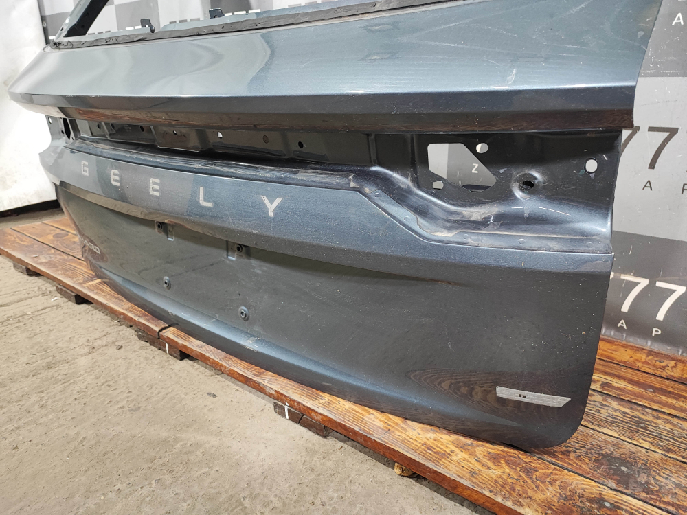 Крышка багажника Geely Monjaro 21-нв Б/У Оригинал 6608115786C15