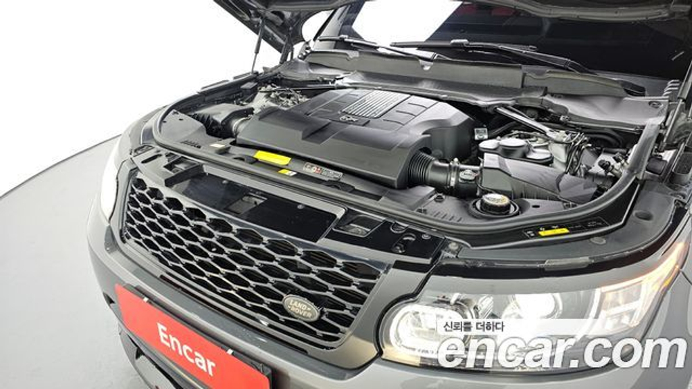 Land Rover Range Rover Sport 5.0 SVR — 2017