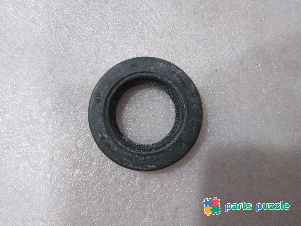 Сальник / OIL SEAL АРТ: 951-221