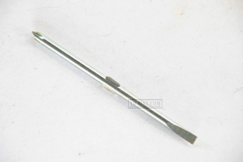 89102-538-000. DRIVER, SCREW (NO.2 + -). HONDA