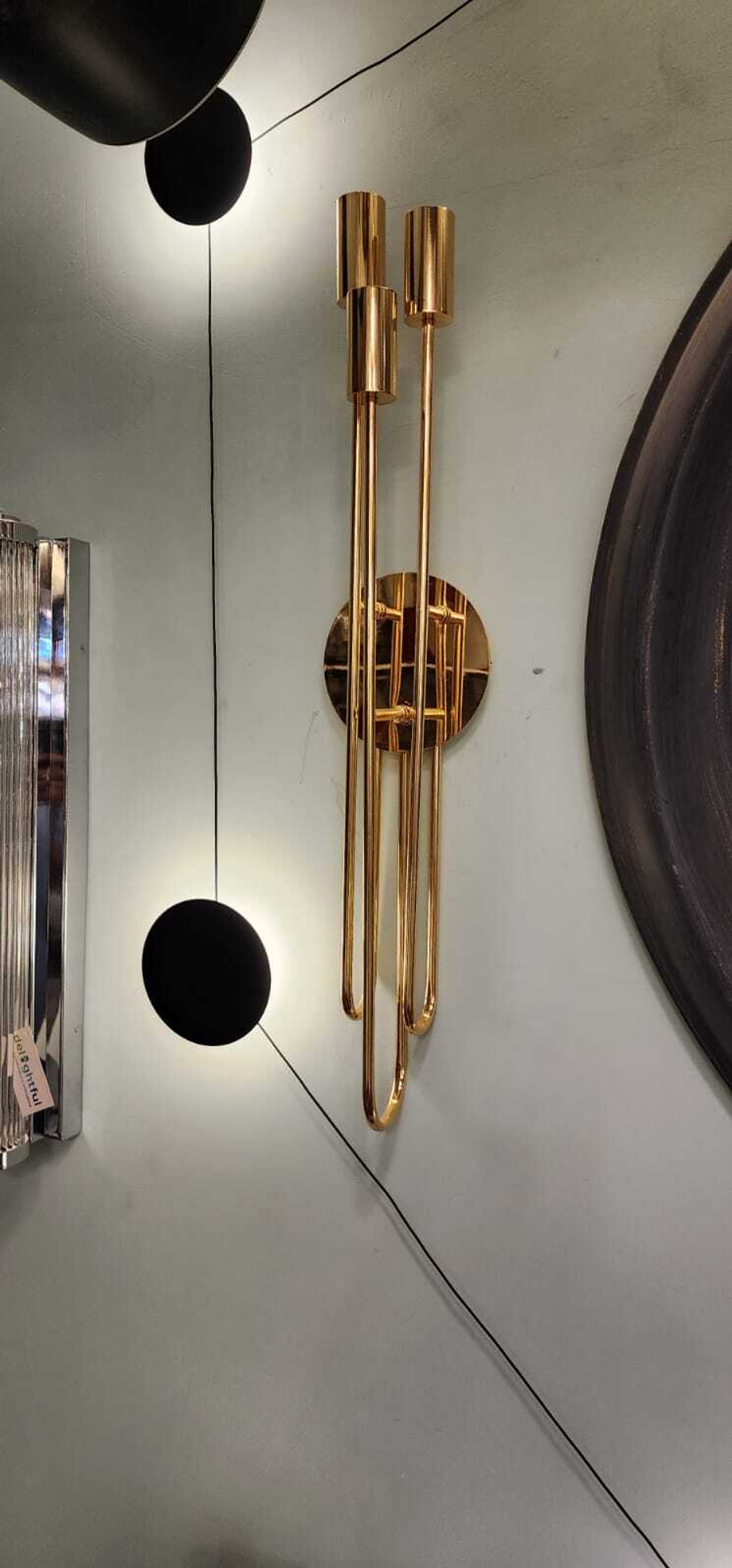 668