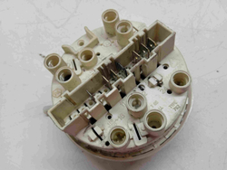 FE1014N кт303 Датчик уровня воды 132082230 стиральной машины Zanussi FE1014N4N