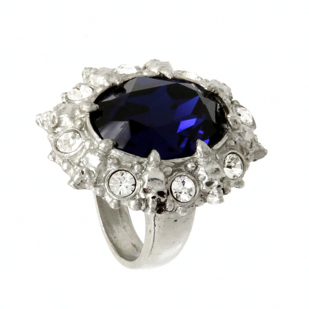 Кольцо A Dark Engagement Ring ( Темное Венчание )