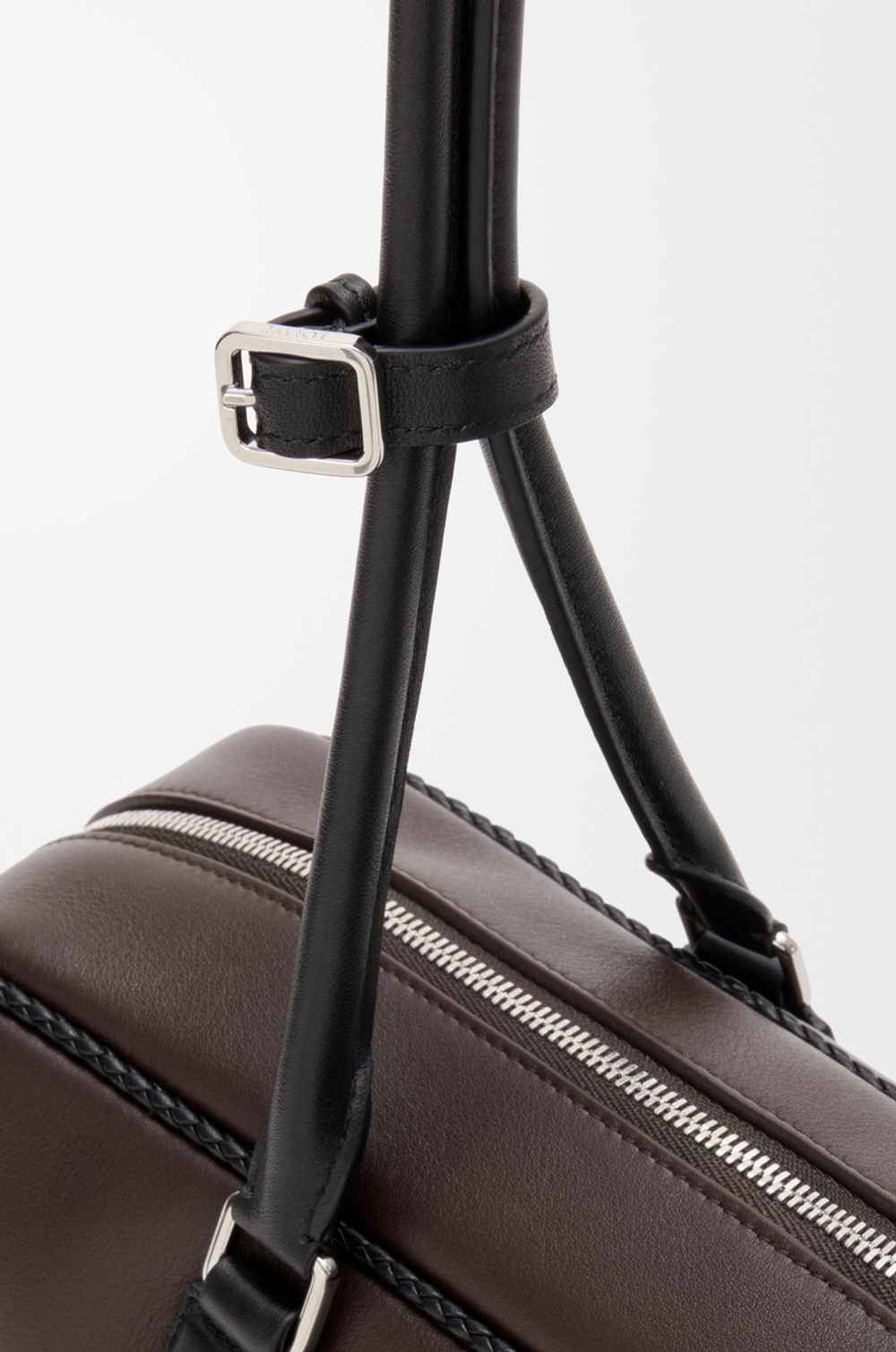 Loewe Укороченная сумка Amazona 31 из классической телячьей кожи, темно-каштановый