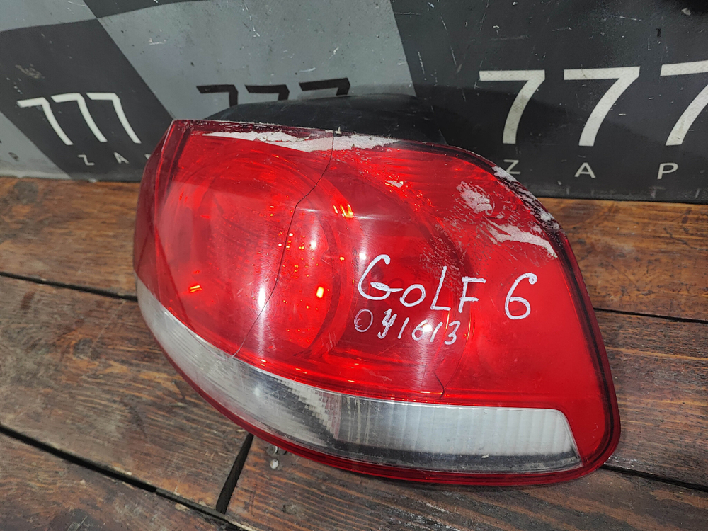 Фонарь задний правый Volkswagen Golf 6 08-12 Б/У Оригинал 5K0945096E