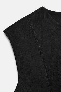 ZARA ЖИЛЕТ С КОНТРАСТНОЙ СТРОЧКОЙ, ЧЕРНЫЙ